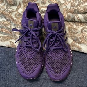 Purple ultra boost adidas men’s 9/women’s 10